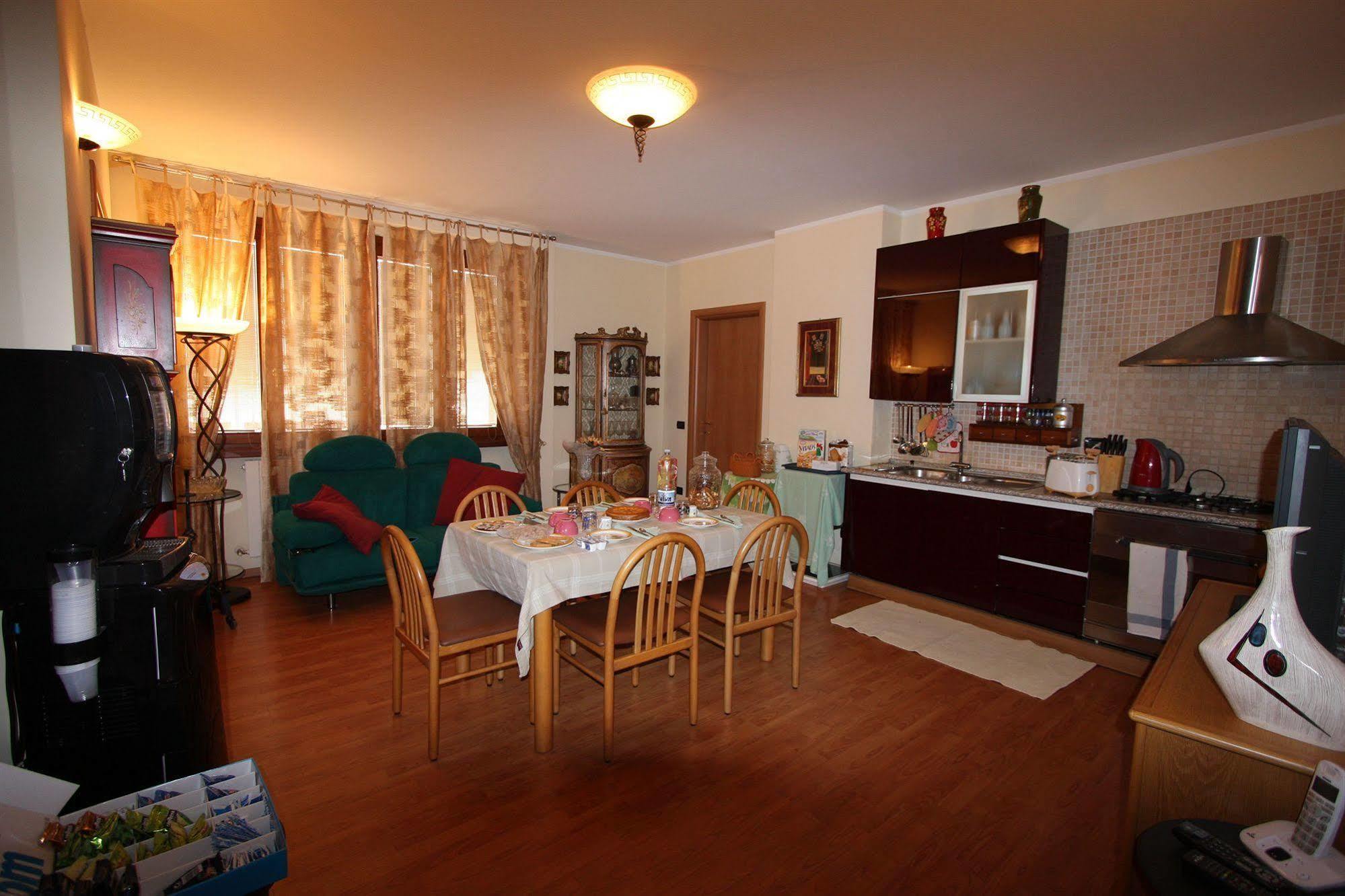 Bed And Breakfast Centrostorico サルニコ エクステリア 写真